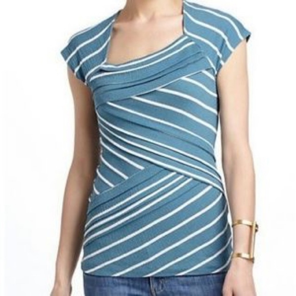 🌿ANTHRO Postmark Slanted Layers Tee